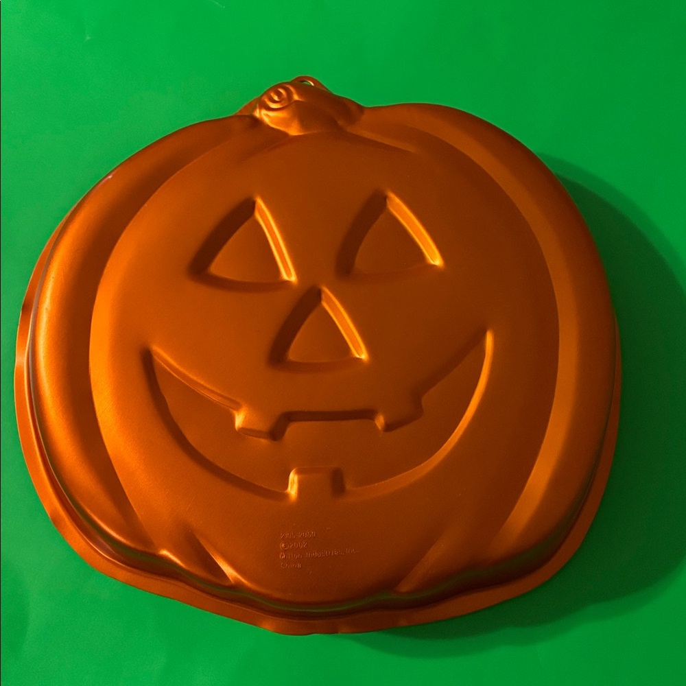 Wilton - JACK-O-LANTERN Baking Tin